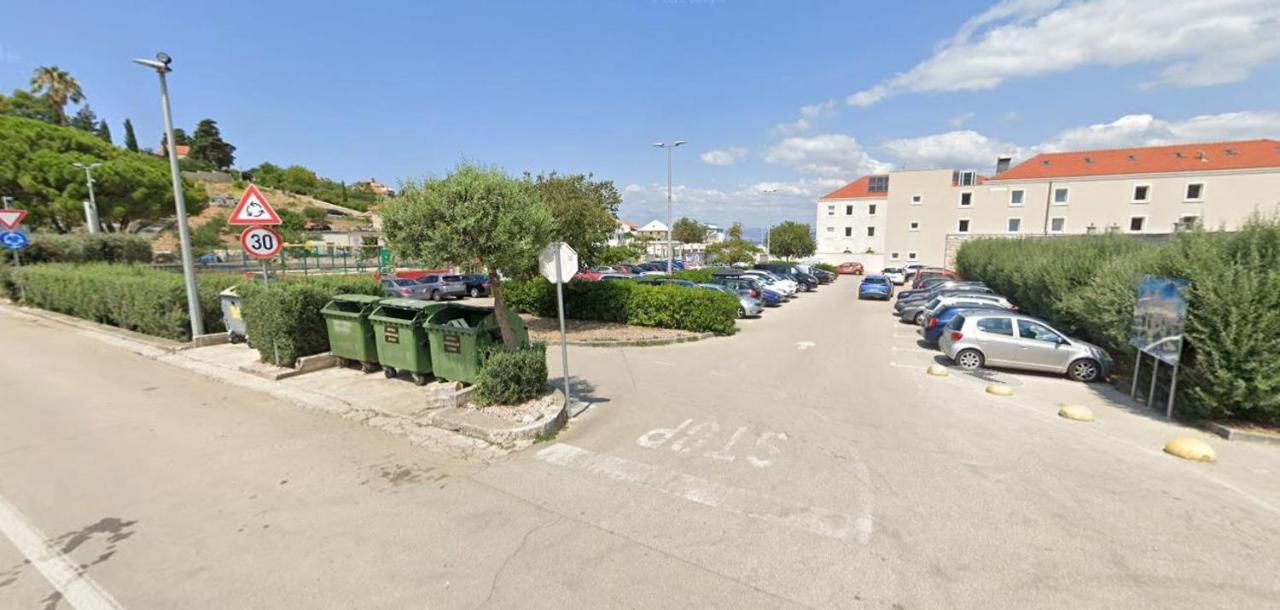 Apartments Jaksic Postira Extérieur photo